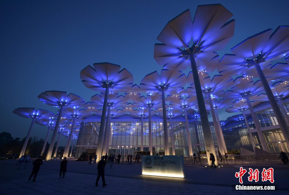 福建三明北站有没有快餐—翻译—谈判,三明北站彩客网app的联系方式